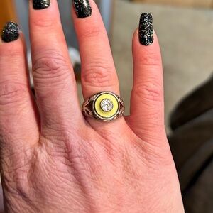 The chameleon ring! Such a fun 🤩 piece!